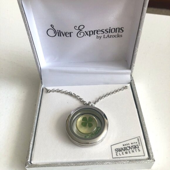 Necklace - Picture 1 of 5